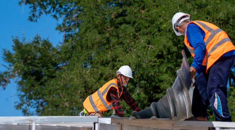 Professional new roof installation services in Saint Johns, MI